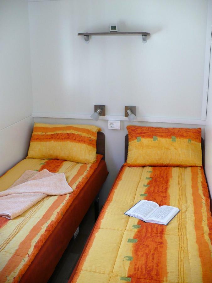 Victoria Mobilehome In Centro Vacanze San Francesco Duna Verde Exteriér fotografie